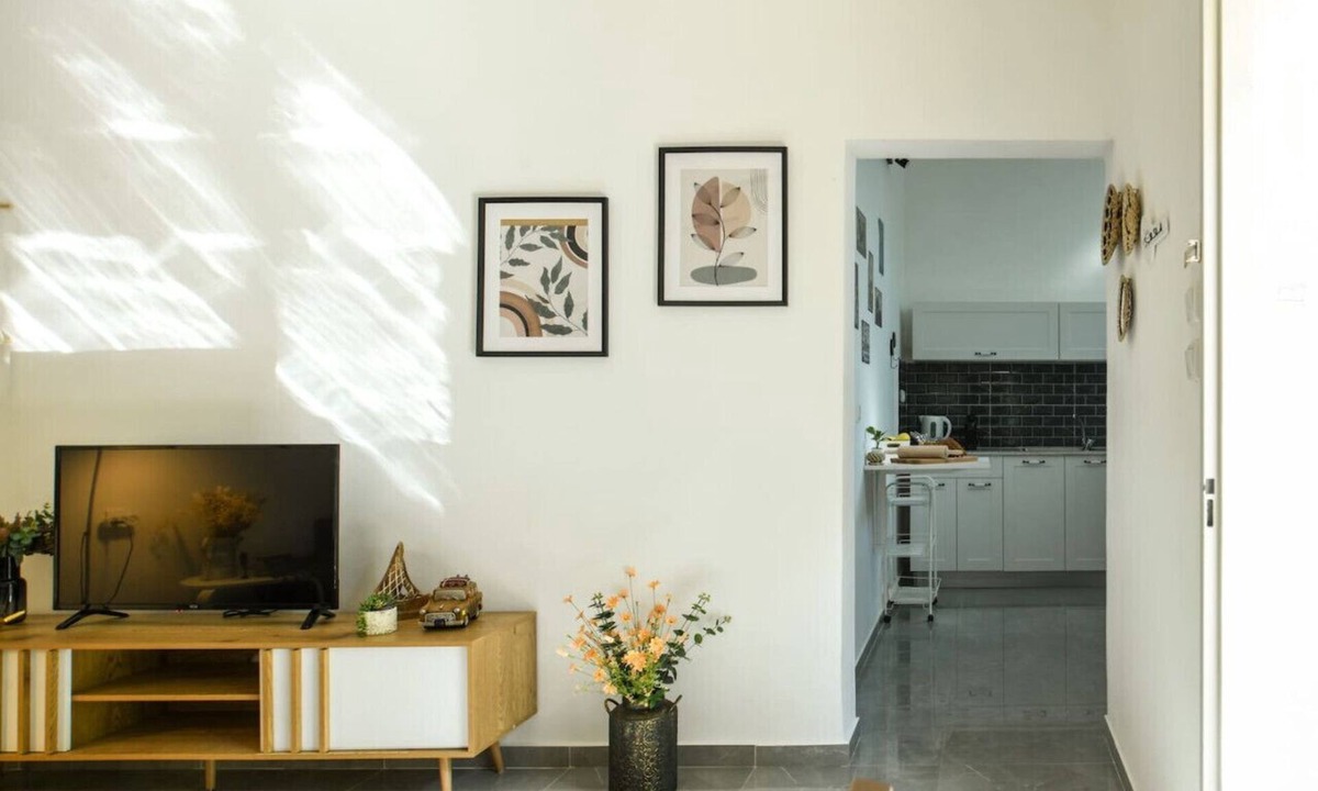 Haifa Apartment | Charming 2BR in Haifa by Sea N' Rent