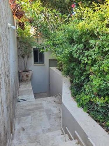 Mateh Yehuda House | Charming modern country unit for rent