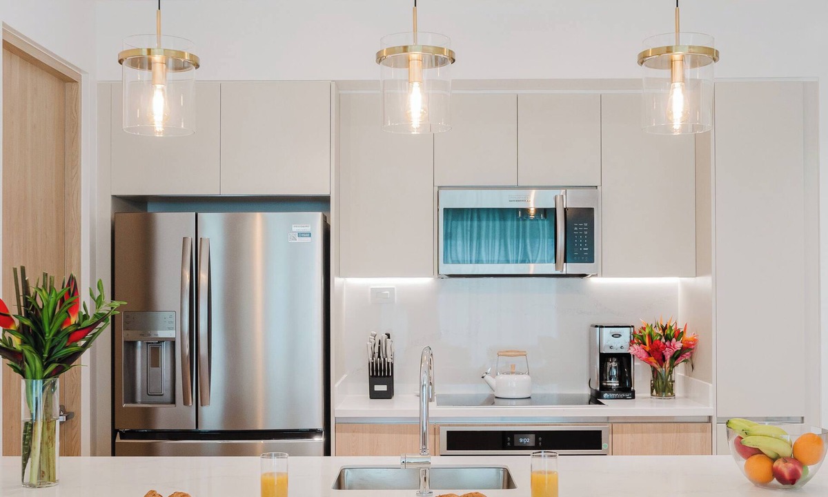 Telire Condo | Come stay at this beautiful studio for stunning views of the Pacific coastline!