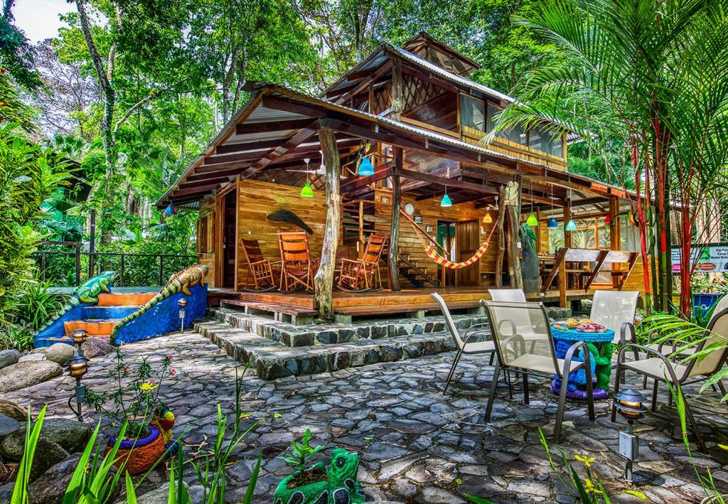 Manzanillo Cabin | Congo Bongo EcoVillage Costa Rica