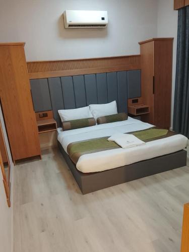 Khor Fakkan Apartment | Coral Bay King Studio