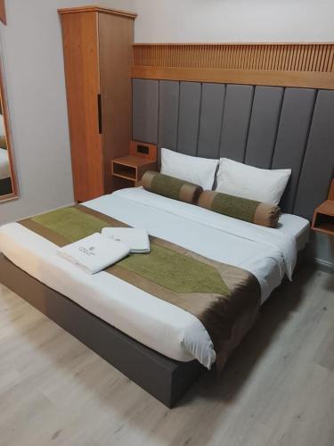 Khor Fakkan Apartment | Coral Bay Suite Hotel