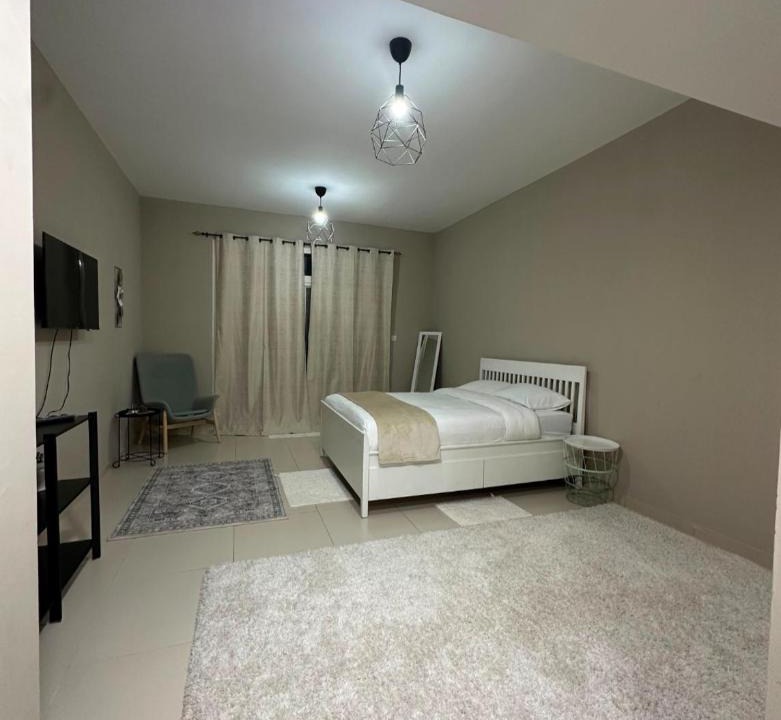 Abu Dhabi Apartment | Cosy Studio - Desert Breeze