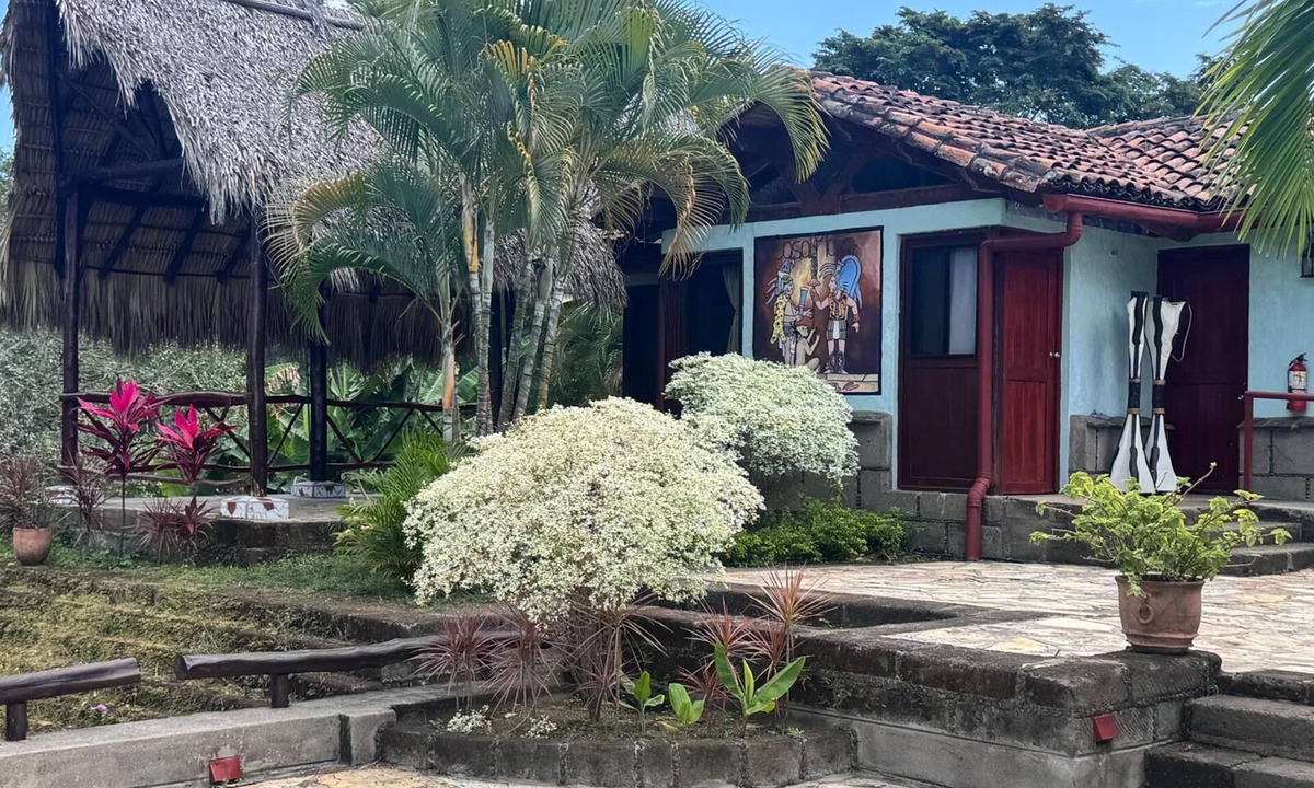 Nandasmo Cabin | Cozy 2-bedroom Casa Maya Lodge