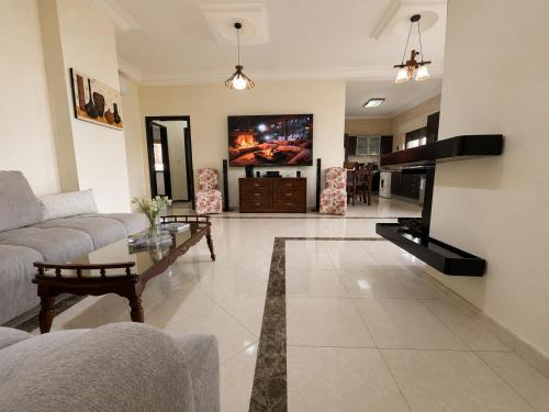 Ma'an Governorate Apartment | Cozy Central Secured Compound