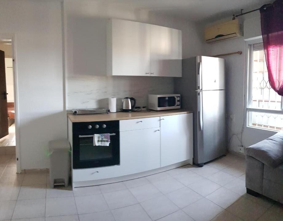 Lod Apartment | Cozy Flat with Parking well-placed near TLV Airport