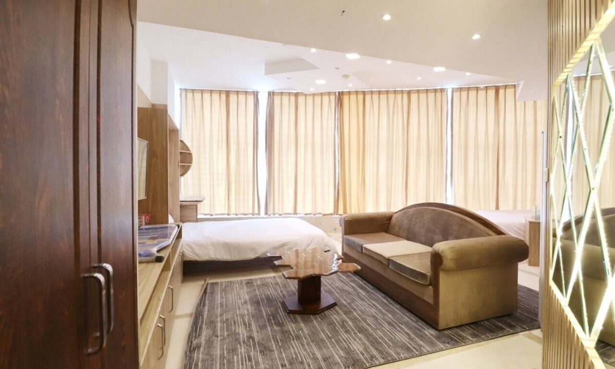 Dubai Sports City Apartment | COZY STUDIO APARTMENT IN DUBAI