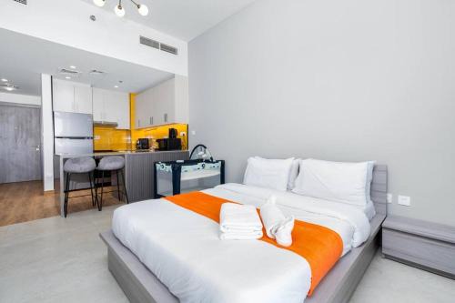Dubai Apartment | Cozy Studio - Dubai Land -Tiger V Tower