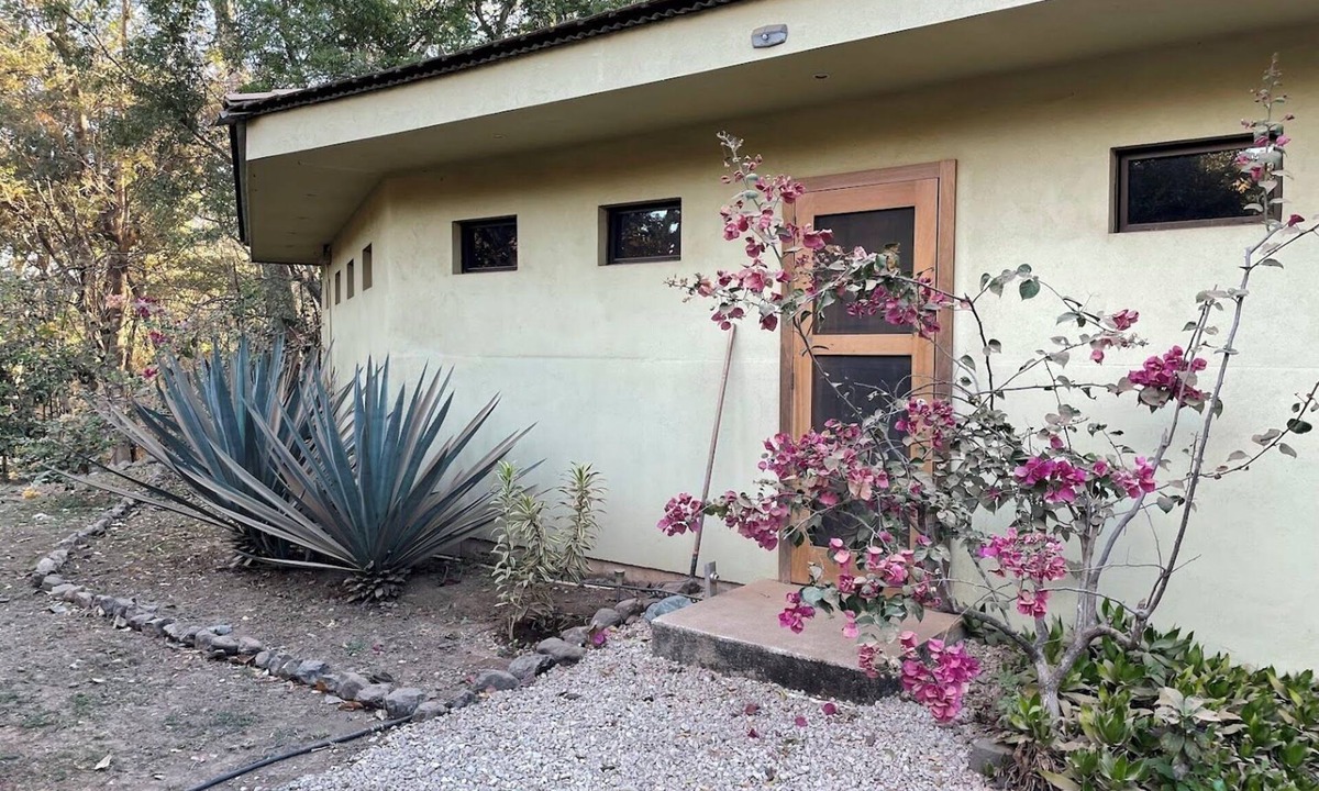 Cabo Velas House | Walk to Beach! 1-Bedroom, 2 bath house with American Amenities