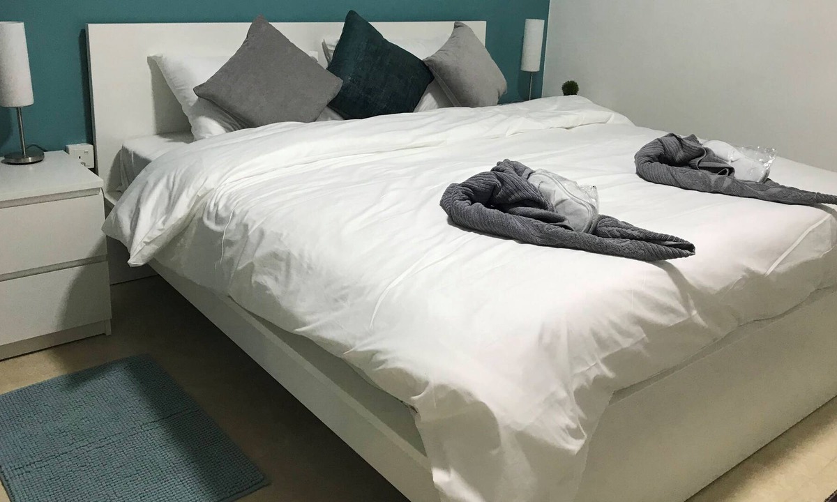 Wadi Musa Apartment | Cyan Guest House - Private Modern Bedroom with A/C - Petra