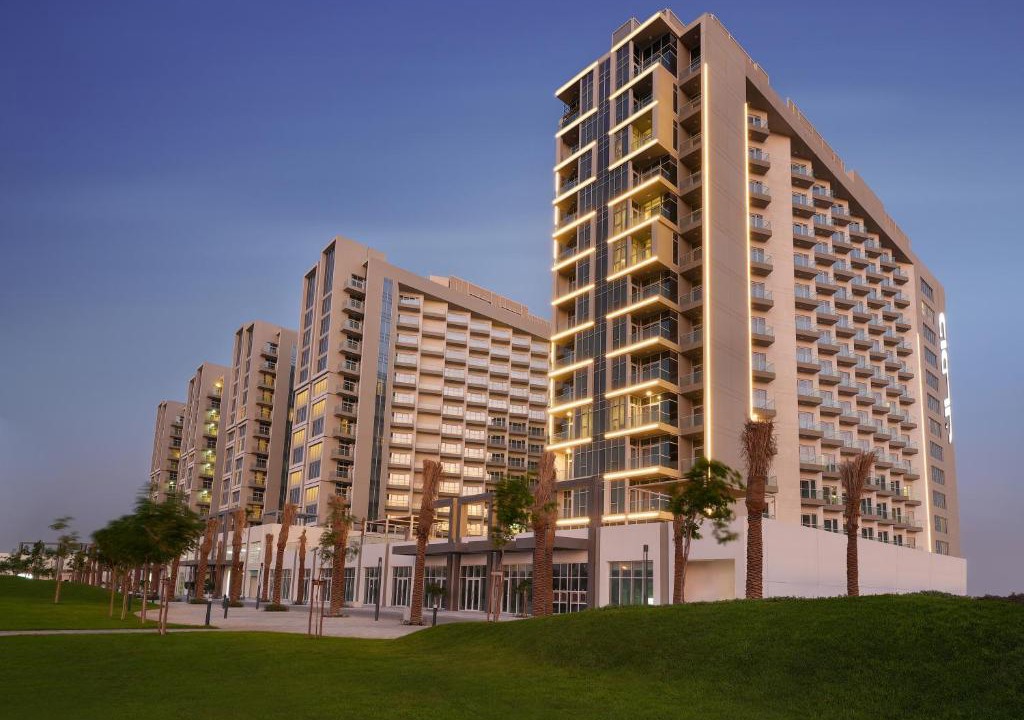 Dubai Hotel | DAMAC Hills 2 Hotel, an Edge by Rotana Hotel