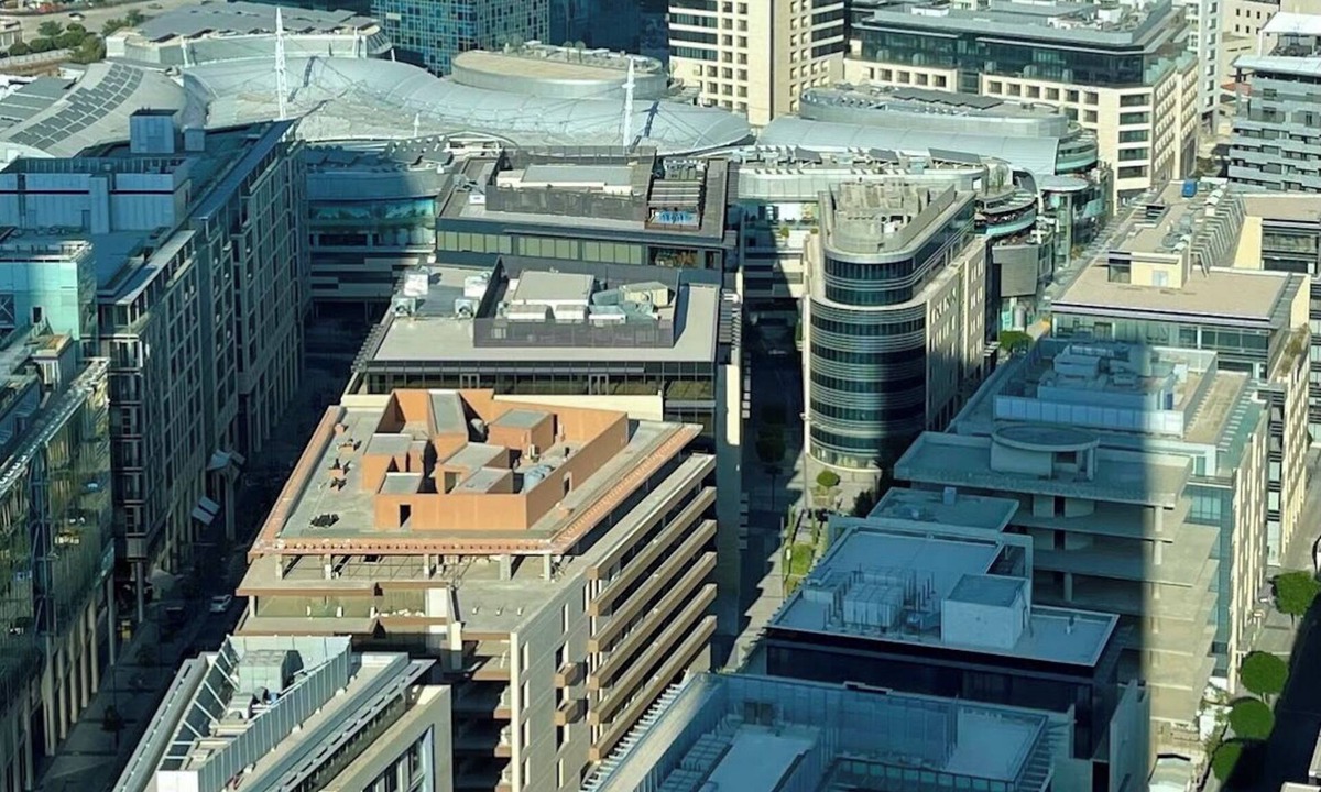 Al Abdali Apartment | Damac tower luxury apartment w/GYM/hot tub/pool
