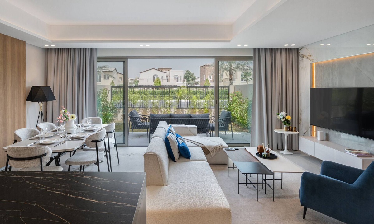 Dubai Villa | Deluxe 3 Bedroom Villa+Maids room at Jasmine Lane