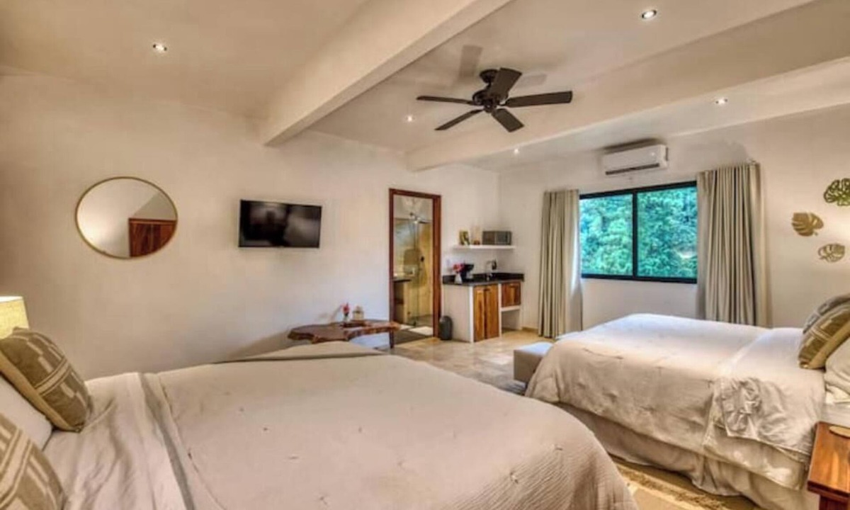 Nuevo Arenal Apartment | Deluxe One-Bedroom Apartment with Garden View
