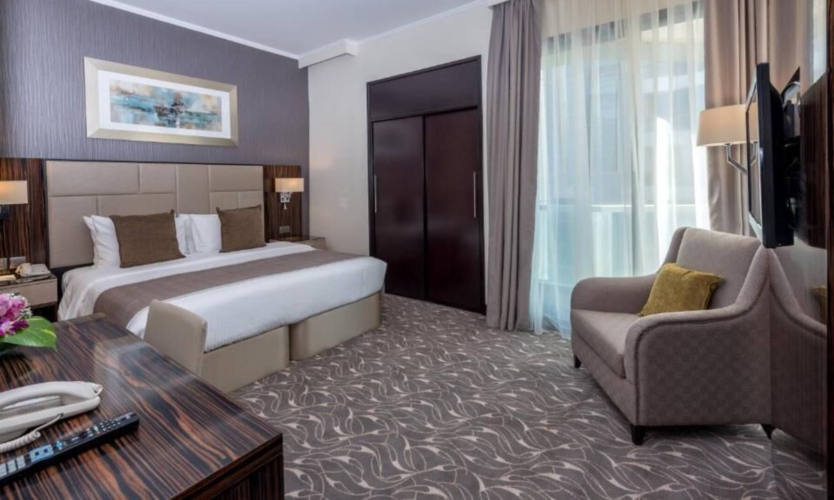 Al Zahiyah Apartment | Deluxe One Bedroom Suite With Kitchenette Near Abu Dhabi Corniche By Luxury...