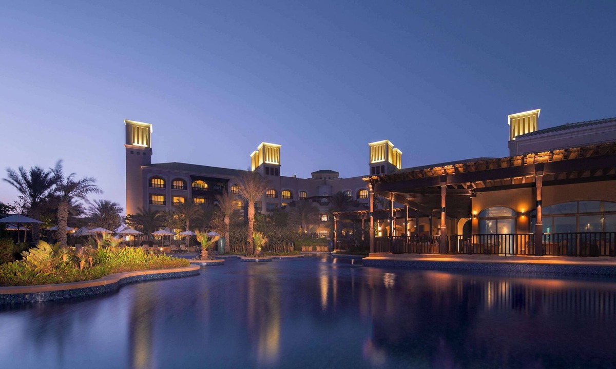 Sir Bani Yas Island Hotel | Desert Islands Resort & Spa by Anantara