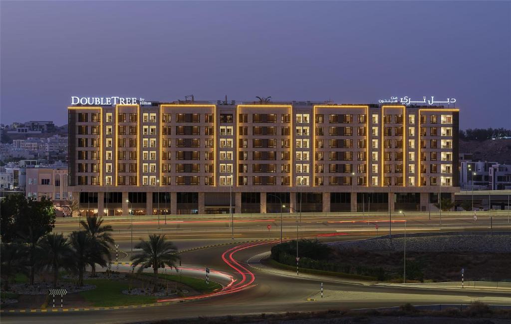 Muscat Hotel | DoubleTree by Hilton Muscat Qurum