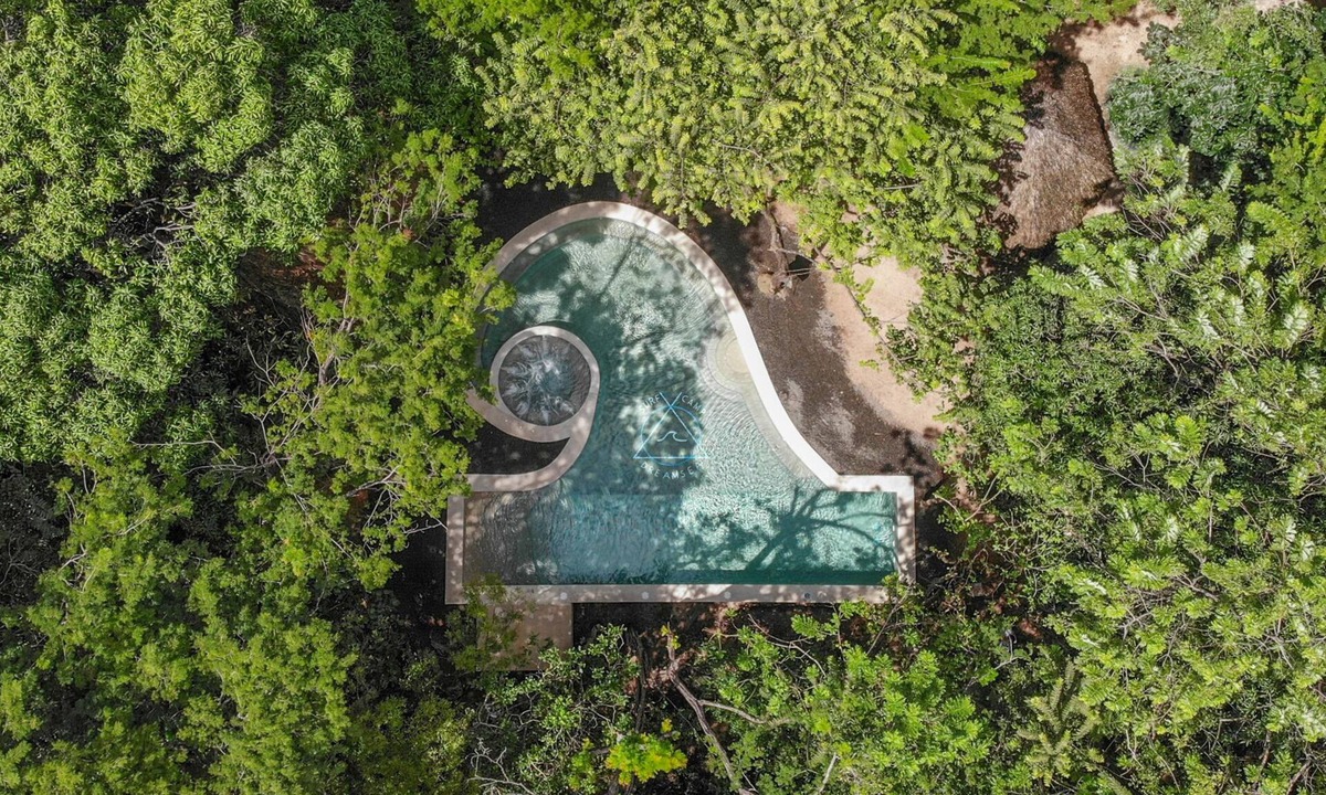 Tamarindo Cabin | Dreamsea Surf Camp