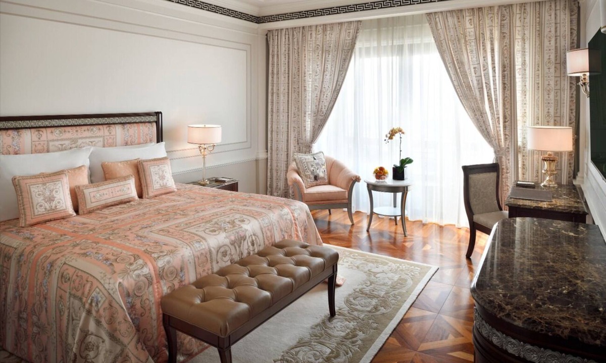 Jadaf Hotel | Dubai Creek Luxury Stay w/Lagoon Pools | Near Iconic Landmarks & Boutiques