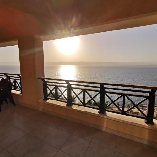 Sweimeh Apartment | E23 Luxury - Full Sea view-Samra Resort