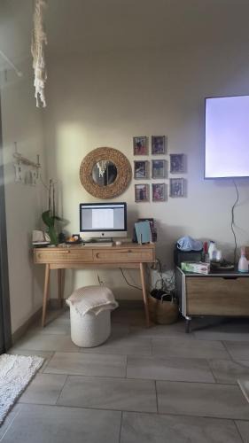 Madinat Zayed Apartment | Eazy 119