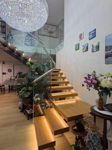 Mount Eden House | Eden Blues