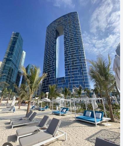 Jumeirah Beach Residence Apartment | Elegant 2BR Apt Address Beach Resort