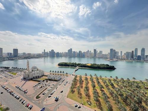 Al Majaz Apartment | Elegant 2BR Waterfront Apartment Spacious