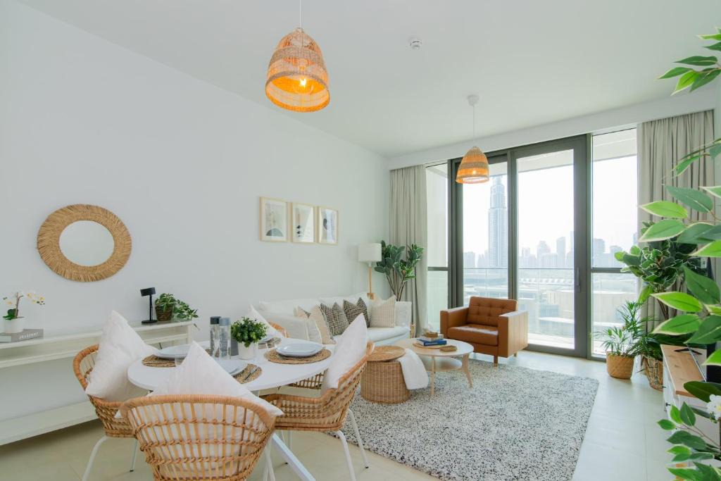 Bur Dubai Apartment | Elite Escape Holiday Home - 2 BHK Getaway with Dubai Mall Access - 1503