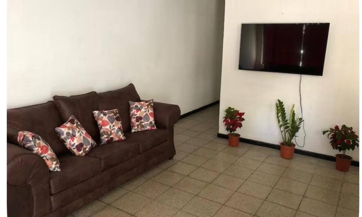 Los Cerros Apartment | Enjoyable 1-bedroom apartment with AC in vibrant Liberia