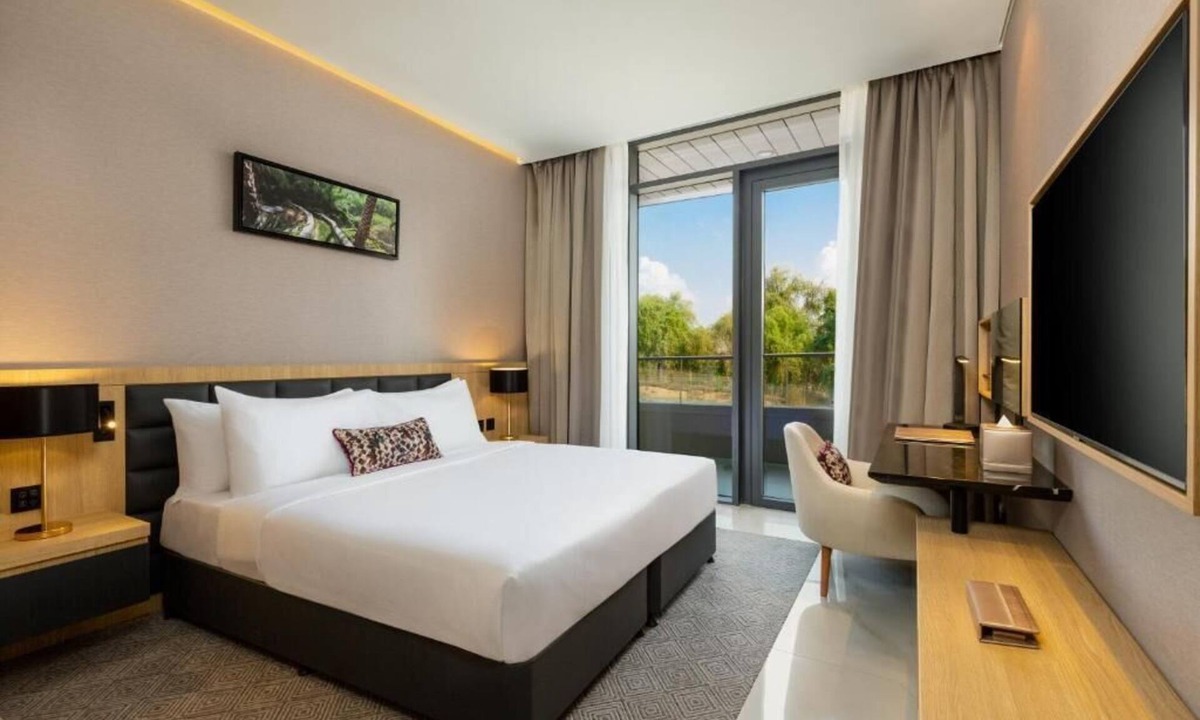 Mirdif Apartment | Executive Suite Near Mushrif Park