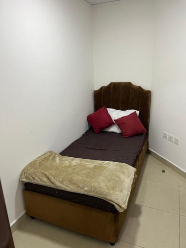 Ajman House | F30,R4,Single Room on the beach attach bath