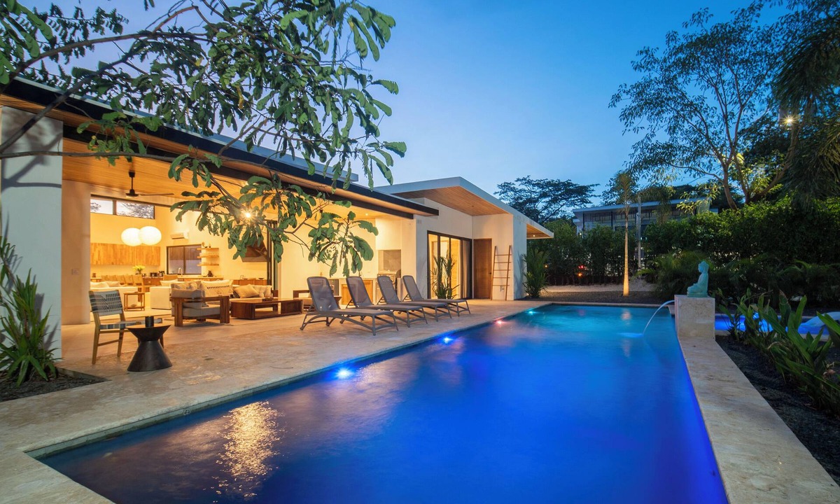 Playa Grande Villa | Fabulous 6 Bed/6Bath Villa! Walk to beach! 44' Pool-Golf Cart-Cold Plunge