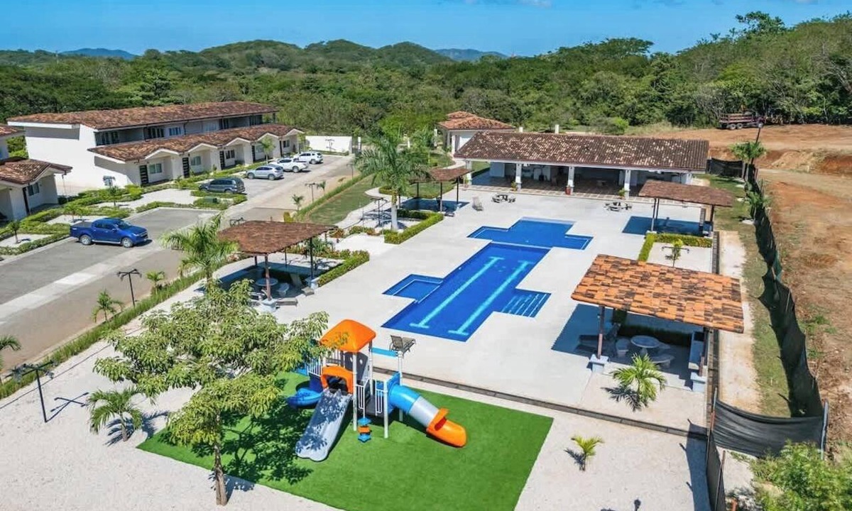 Villarreal Condo | Family-Friendly 3BR | Pool | Near Tamarindo