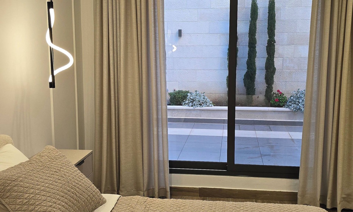 Suwailih Apartment | Family-Friendly & Warm 2 bedroom apartment . Best for vacationers
