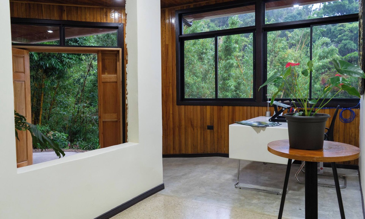 Monteverde Hotel | Fantastic 5-bedroom hotel in Monteverde