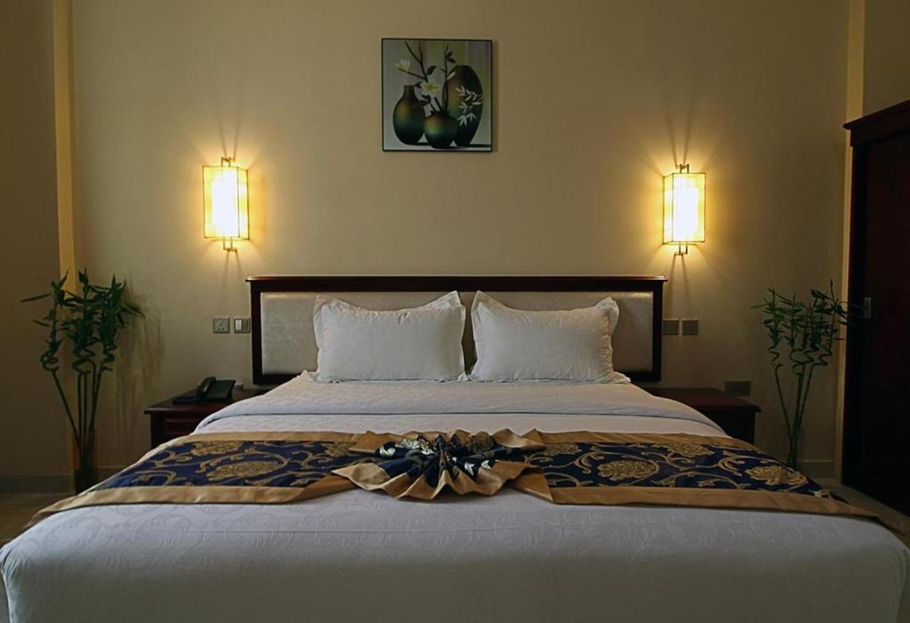 Azaiba Hotel | Farah Hotel Apartment