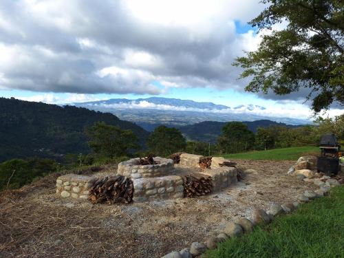 Pacuare Reserve Bed & Breakfast | Finca Queveri