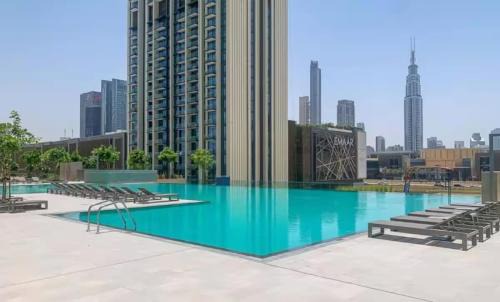 Za'abeel 2 Apartment | FIRST CLASS 1BR Luxury Meets Ease