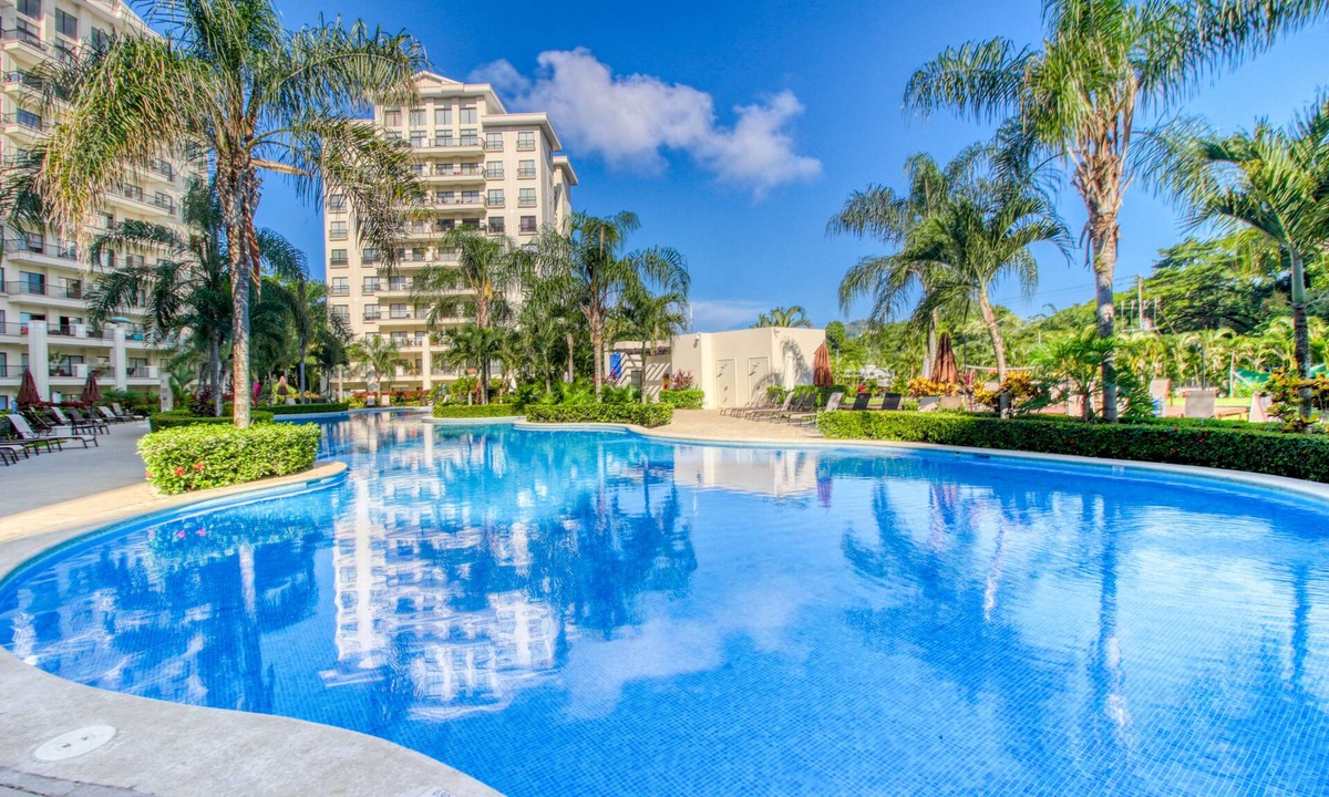Barrio Santa Lucia Apartment | First-floor condo in Jacó w/terrace, shared pool - near to the beach