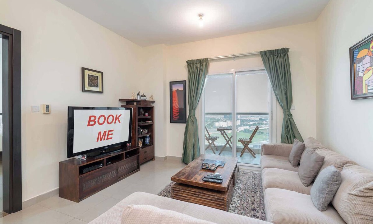 Dubai Sports City Apartment | Free housekeeping visits during your stay - StayShort - Charming & Bright 1BR in Red Residence Dubai Sports City