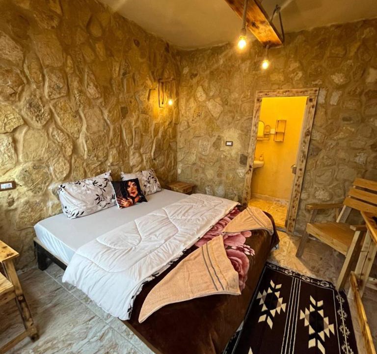 Dana House | Friends of Dana Hotel