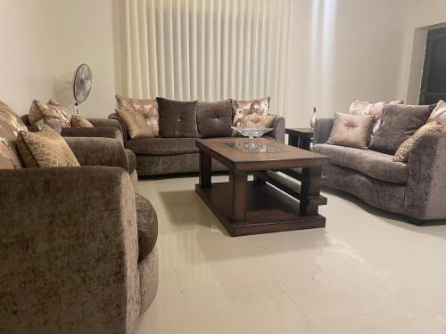 Al Jubeiha Apartment | Fully Furnished Family Apartment in Amman