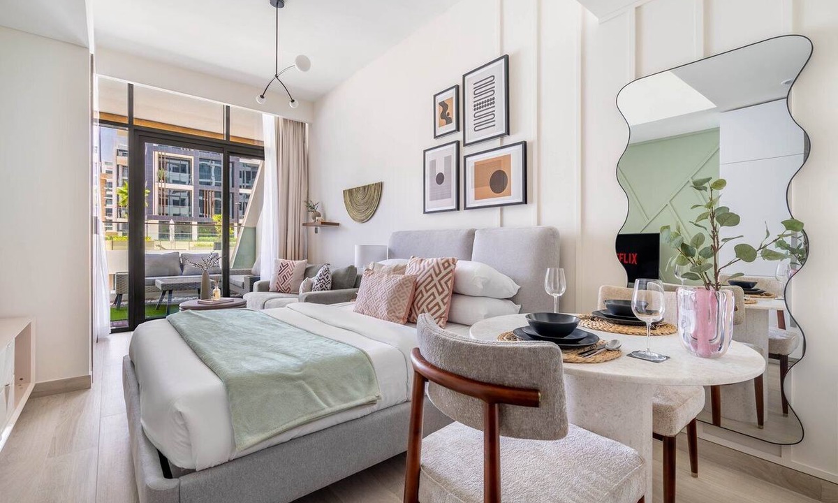 Dubai Apartment | GuestReady - Bright Studio Near Downtown w/Balcony