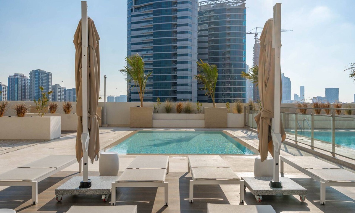 Dubai Sports City Apartment | GuestReady - Excellence and comfort in JVC