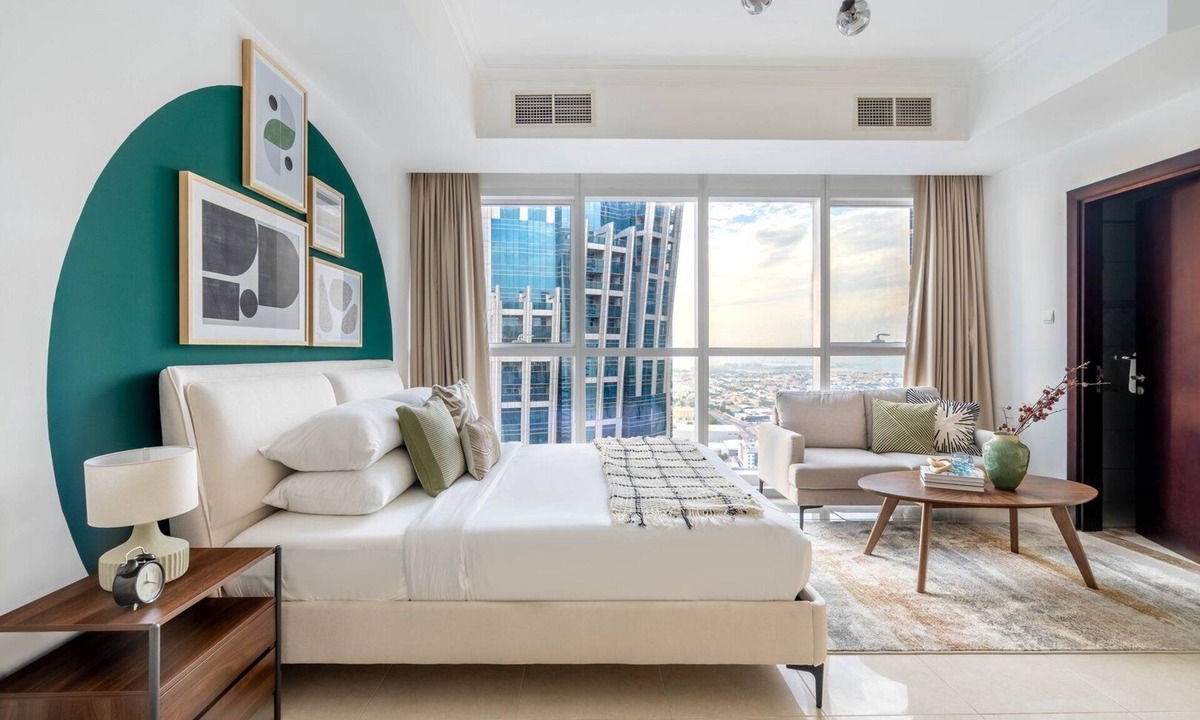 Business Bay Apartment | GuestReady - High Floor Canal View Studio Downtown