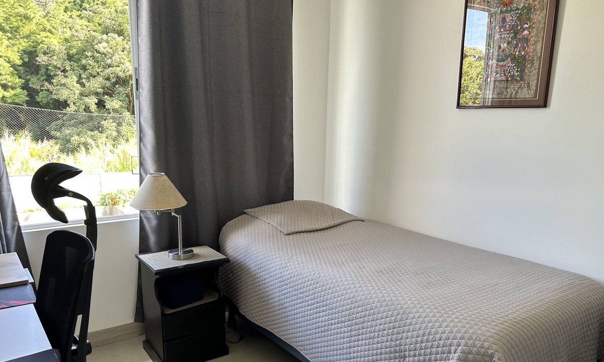 Curridabat Bed & Breakfast | Habitación cómoda y tranquila en casa en condominio