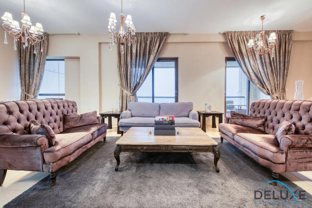 Jumeirah Beach Residence Apartment | High-floor 1BR Unit Close to Beach with Sea Views, Sadaf 6, Jumeirah Beach Residence by Deluxe Holiday Homes