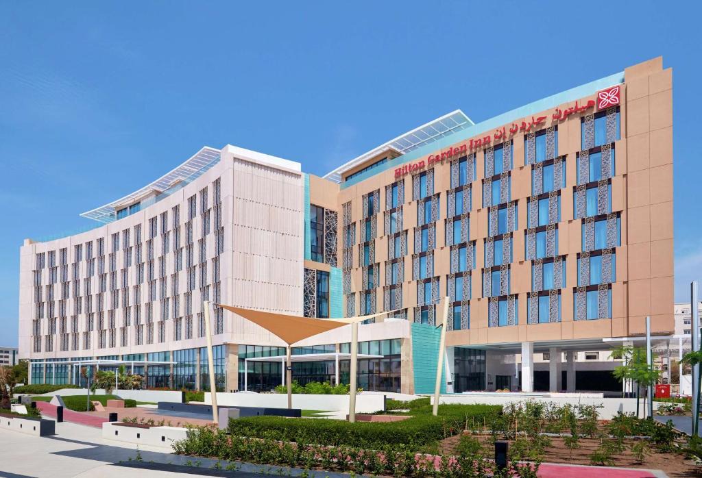 Al Khuwair Hotel | Hilton Garden Inn Muscat Al Khuwair