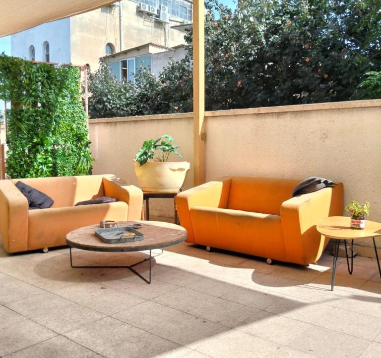 Tel Aviv Hotel | Hizkiyahu Rooms with bomb shelter inside the building